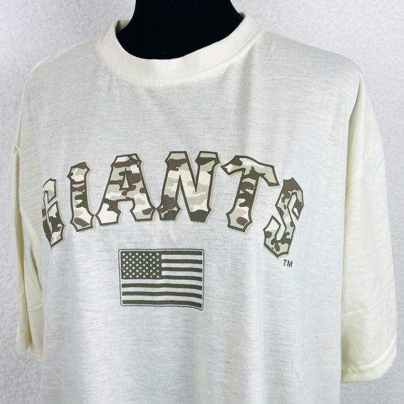 (NWOT) SF GIANTS • Cream Camo Logo Short-Sleeve Crewneck Tee - Picture 7 of 10